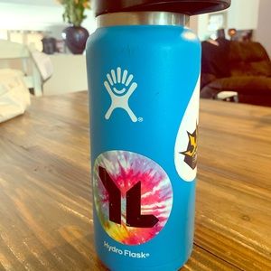 Teal hydroflask - used